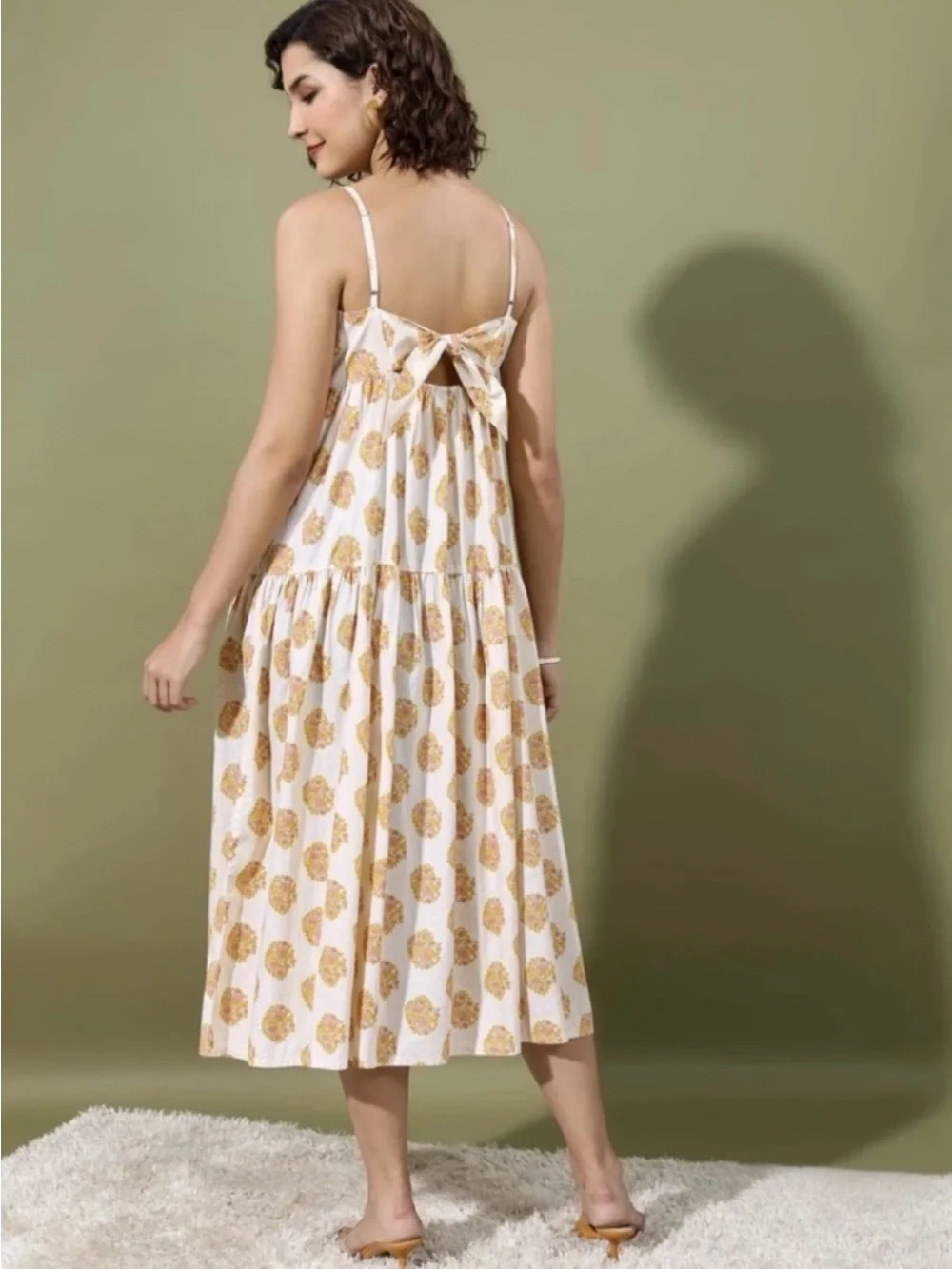 J. Crew Tie-back tiered dress in gathered floral block print - Picture 3 of 8